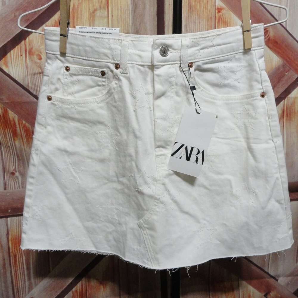 ZARA Stars embroidery Mini Skirt NWT~sz SM~ White Distressed look…